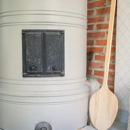 Unique Loghouse And Wood Heated Sauna In Ii * 伊镇