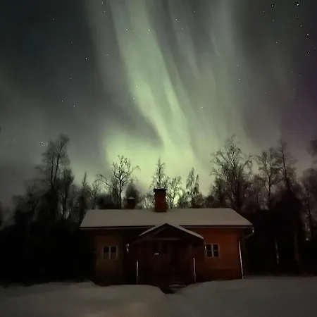 Iisland Pauhu Loghouse And Sauna Under The Starlit Sky Alpehytte Ii