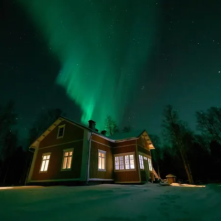 Iisland Pauhu Loghouse And Sauna Under The Starlit Sky Ii