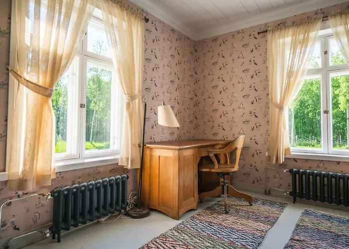 木屋 Iisland Pauhu Loghouse And Sauna Under The Starlit Sky 伊镇